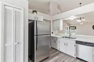 2272 Bridgewood Trail, Orlando, FL 32818 - Photo 15