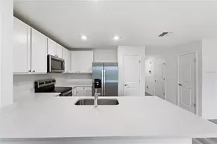 8371 Gower Trl, Wildwood, FL 34785 - Photo 3