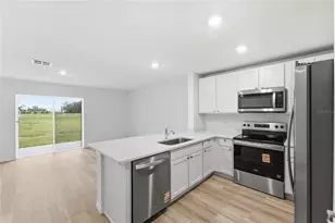 8371 Gower Trl, Wildwood, FL 34785 - Photo 5