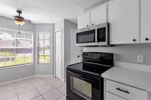 2037 Waterleaf St, Orlando, FL 32837 - Photo 5