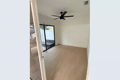 6508 Coral Cove Drive, Orlando, FL 32818 - Photo 3