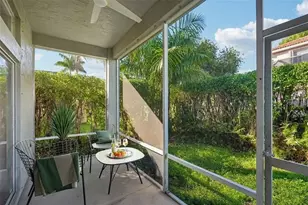 1283 Chinaberry Dr, Weston, FL 33327 - Photo 13