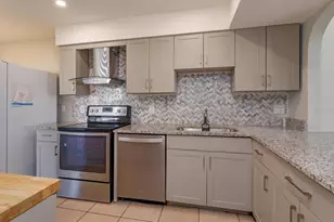 5429 Vineland Rd, Orlando, FL 32811 - Photo 5