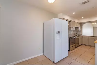 5429 Vineland Road #6F, Orlando, FL 32811 - Photo 7