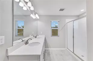 686 Heritage Sq Dr, Haines City, FL 33844 - Photo 13
