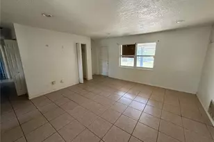 3608 Tam Dr, Orlando, FL 32808 - Photo 3