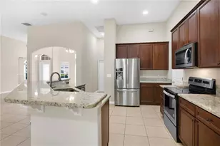 253 Beacon Pointe Dr, Ocoee, FL 34761 - Photo 11