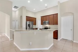 253 Beacon Pointe Dr, Ocoee, FL 34761 - Photo 9