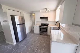 4718 Trafford Rd, Holiday, FL 34690 - Photo 5