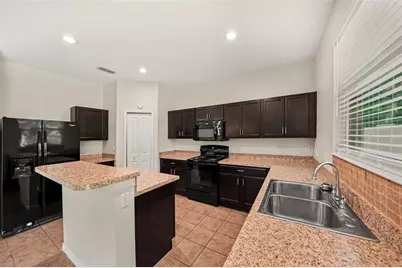 1102 Canyon Oaks Drive, Brandon, FL 33510 - Photo 15