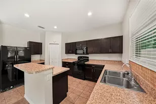 1102 Canyon Oaks Dr, Brandon, FL 33510 - Photo 15