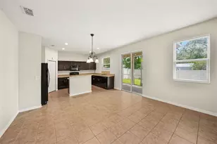 1102 Canyon Oaks Dr, Brandon, FL 33510 - Photo 3