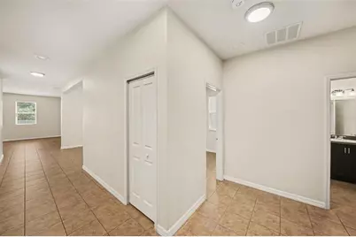 1102 Canyon Oaks Drive, Brandon, FL 33510 - Photo 17