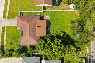 911 Alameda Dr, Longwood, FL 32750 - Photo 5