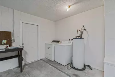 2711 N Dellwood Drive, Eustis, FL 32726 - Photo 11