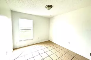 362 Aylesbury Ct, Kissimmee, FL 34758 - Photo 9