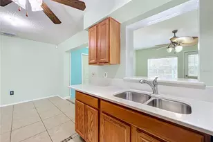 1118 Little Spring Hill Dr, Ocoee, FL 34761 - Photo 9