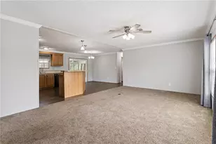 33525 Linda Dr, Leesburg, FL 34788 - Photo 5