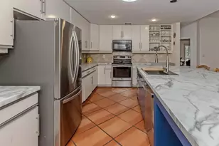 2602 Firetree Ln, Venice, FL 34292 - Photo 9