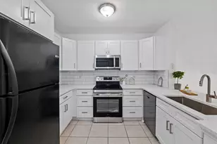 204 E South St, Orlando, FL 32801 - Photo 3