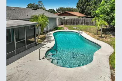 2983 Ontario Circle W, Melbourne, FL 32935 - Photo 35