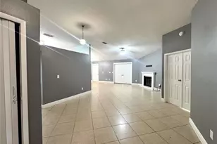 8120 Lesia Cir, Orlando, FL 32835 - Photo 9