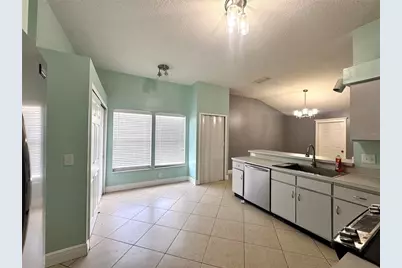 8120 Lesia Circle, Orlando, FL 32835 - Photo 5