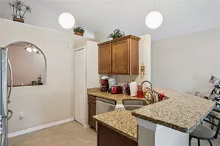10044 Richardson Ct, Orlando, FL 32825 - Photo 5