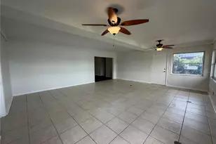 6907 Spencer Cir, Tampa, FL 33610 - Photo 11