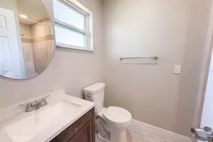 121 Inwood Cir, Brandon, FL 33510 - Photo 11