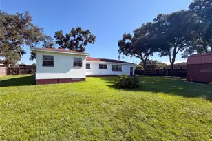 1305 W Spencer St, Plant City, FL 33563 - Photo 5