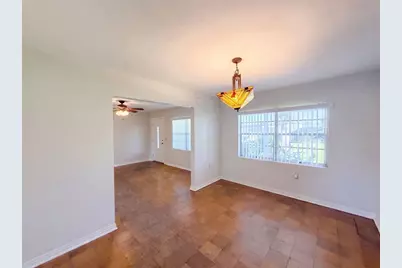 1305 W Spencer Street, Plant City, FL 33563 - Photo 7