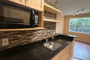 2668 Robert Trent Jones Dr, Orlando, FL 32835 - Photo 7