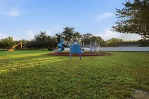 8405 Oak Bluff Dr, Orlando, FL 32827 - Photo 33