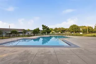 8405 Oak Bluff Dr, Orlando, FL 32827 - Photo 29