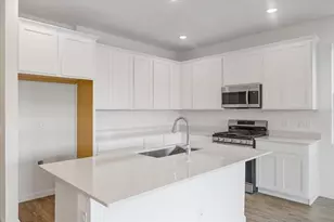 2209 Sirena Ln, Mount Dora, FL 32757 - Photo 11