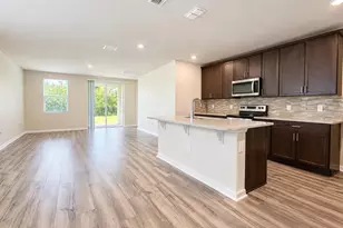 17124 Cagan Crossings Blvd, Clermont, FL 34714 - Photo 5