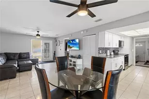 12927 Montana Woods Ln, Orlando, FL 32824 - Photo 9