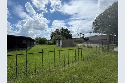 601 Wiggins Court, Plant City, FL 33563 - Photo 5