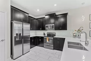 9032 Sommerset Hills Dr, Davenport, FL 33896 - Photo 5