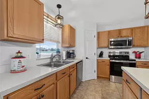 2970 Bonkirk Dr, Deltona, FL 32738 - Photo 9
