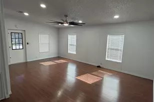 2646 Einwood Dr, Kissimmee, FL 34758 - Photo 9