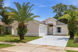 2537 Chatham Cir, Kissimmee, FL 34746 - Photo 1