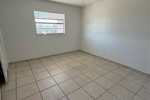 5885 Dahlia Dr, Orlando, FL 32807 - Photo 3