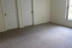 2421 Omaha Dr, Deltona, FL 32738 - Photo 9