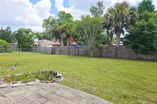 1315 E Hancock Dr, Deltona, FL 32725 - Photo 15