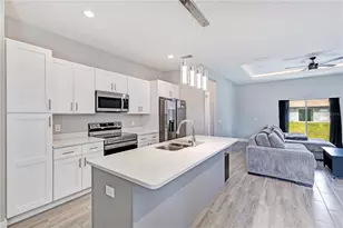 266 Hyacinth Ct, Poinciana, FL 34759 - Photo 5