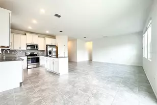 4189 Babbling Brook Wy, Kissimmee, FL 34746 - Photo 9