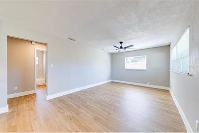 703 S Dixie Avenue, Fruitland Park, FL 34731 - Photo 13