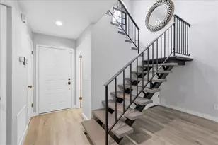 7537 Fenwick Cove Ln, Orlando, FL 32819 - Photo 3